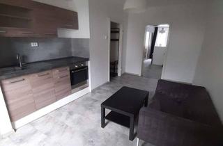 Wohnung mieten in Hagenaustr. 15, 45138 Südostviertel, Teilmöblierte 1,5 Zimmer Wohnung in Essen-Südviertel