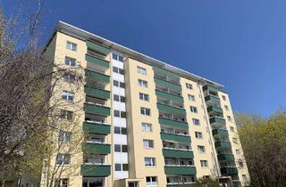 Wohnung mieten in Eckenerplatz 12, 24159 Holtenau, Erstbezug nach Modernisierung - 3 Zimmer in Holtenau