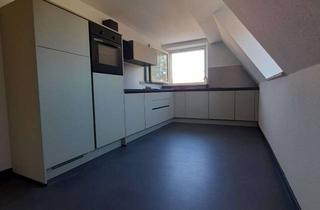Wohnung mieten in Karl-Keil-Straße 21, 08056 Zwickau, ** Dachgeschoß-Wohnung, 3- Raum **