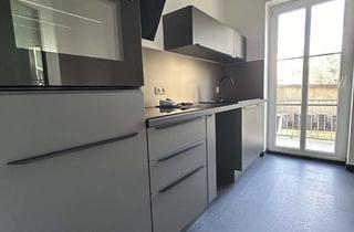 Wohnung mieten in Franz-Mehring-Straße 70, 08058 Pölbitz, ++Gemütliche 3- Raumwohnung in Zwickau mit Küche und Balkon