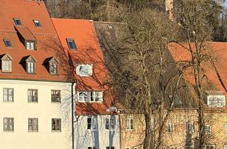 Wohnung mieten in 86899 Landsberg, Hochwertig sanierte 2 ZKB im 1. OG mit Blick auf den Lech!