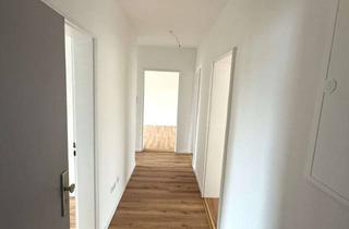 Wohnung mieten in Wittelsbacherstraße, 92224 Amberg, Geräumige 4-Zimmer-Wohnung mit Balkon in Amberg