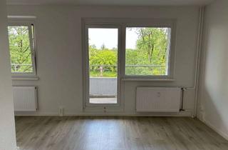 Wohnung mieten in Rhinstraße 13, 10315 Friedrichsfelde, Klein aber fein - Singlewohnung mit Balkon in Lichtenberg!