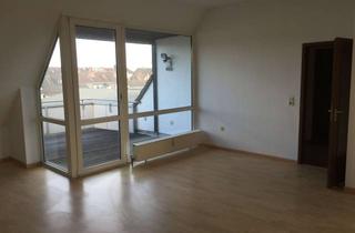 Wohnung mieten in Seidenstr . 64, 47799 Cracau, Helle Dachgeschosswohnung mit grosser Dachterrasse