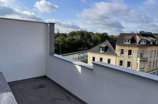 Wohnung mieten in 47137 Untermeiderich, Modernisierte 1,5-Raum-Wohnung mit Balkon und Einbauküche in Duisburg