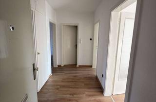 Wohnung mieten in 21502 Geesthacht, drei Zimmerwohnung im Erdgeschoss mit EBK