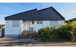 Einfamilienhaus kaufen in 90513 Zirndorf, Einfamilienhaus freistehend, saniert, 2 Garagen, Pool, 5 Zimmer, 180 m², kurzfristig frei