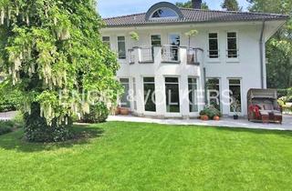 Villa kaufen in 28355 Oberneuland, Eindrucksvolle Stadtvilla mit besonderer Architektur und se...