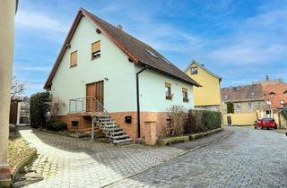 Haus kaufen in 06618 Naumburg, Familienglück beginnt hier – viel Platz, großzügiger Garten und flexible Wohnideen !