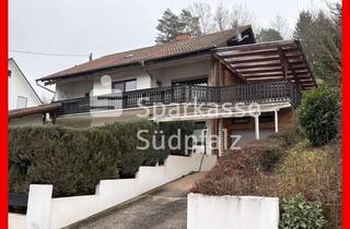 Haus kaufen in 76857 Dernbach, Großes Wohnhaus in Ortsrandlage