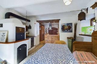 Haus kaufen in 93080 Pentling, Historisches Schmuckstück – vielfältige Potenziale für Wohnen und Gewerbe