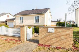 Einfamilienhaus kaufen in 14641 Paulinenaue, Geräumiges Einfamilienhaus mit Gartenanteil + Pool in Paulinenaue
