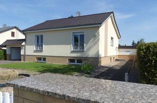 Einfamilienhaus kaufen in 14641 Paulinenaue, Geräumiges Einfamilienhaus mit Gartenanteil + Pool in Paulinenaue