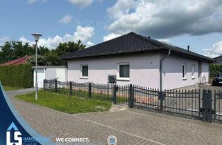 Haus kaufen in 39576 Stendal, Exklusiver Bungalow mit Pool, Naturstein & Premium-Ausstattung in Stendal-Galgenberg