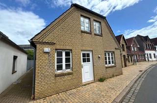 Anlageobjekt in 25746 Heide, ***Mehrfamilienhaus mit 4 Wohnungen***