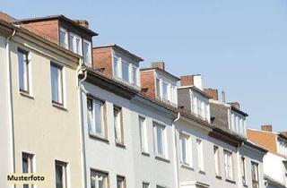 Anlageobjekt in Hartensteiner Straße XXXX, 09350 Lichtenstein, Investieren und Leben: Mehrfamilienhaus mit Garage und Balkonen