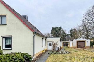 Doppelhaushälfte kaufen in 14776 Brandenburg, Charmante Doppelhaushälfte auf großem Grundstück – Raumkonzept mit vielseitigen Gestaltungsmöglichkeiten