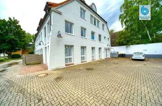 Wohnung kaufen in 23774 Heiligenhafen, Rechtzeitig Zuschlagen! Lichtdurchflutete Altstadtwohnung im Herzen von Heiligenhafen