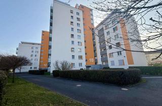 Wohnung kaufen in 63452 Hanau, Vermietete 3-Zimmer-Wohnung inkl. Kellerabteil und Balkon ideal für Kapitalanleger!