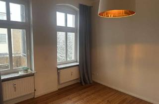 Wohnung kaufen in 10999 Kreuzberg, Von Privat, schöne, helle Altbauwohnung in Kreuzberg, 3 Zimmer, Küche, Bad und Balkon im 4. OG