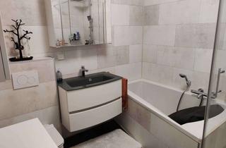 Wohnung kaufen in 51379 Opladen, Moderne 3-Zimmer-Wohnung mit Balkon und Garage - provisionsfrei