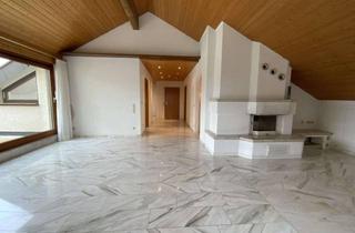 Wohnung kaufen in 71409 Schwaikheim, Stilvolle 3-Zimmer-Dachgeschosswohnung in Schwaikheim