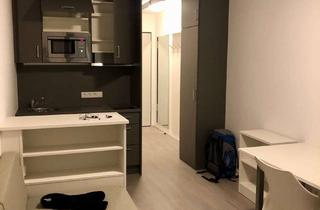 Wohnung mieten in Silbersteinstraße 54, 12051 Neukölln, 1-Zimmer Wohnung mit Balkon im 5. OG in Berlin-Neukölln