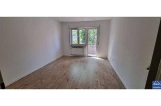 Wohnung mieten in 68309 Käfertal, Schöne und gepflegte 2 Zimmer Wohnung mit Balkon in zentraler Lage von Mannheim