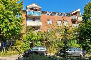 Sozialwohnungen mieten in Saarbrückenstraße 31, 24114 Südfriedhof, Öffentlich geförderte, gut geschnittene 2-Zimmer-Wohnung mit Terrasse, § 8 WBS (bis 60 m²)