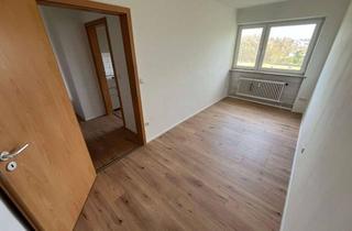 Wohnung mieten in Wasserburger Weg 49, 89312 Günzburg, Renovierte, helle 3-Zimer Wohnung mit Balkon/ neuer Einbauküche/ Aufzug/ optional Stellplatz