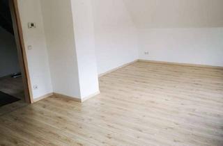Wohnung mieten in Dorotheenstraße, 48145 Münster, Modernisierte 3-Zimmer-Dachgeschosswohnung mit Einbauküche - hell,stilvoll und sofort bezugsbereit.