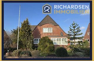 Einfamilienhaus kaufen in 25917 Leck, Ortsbildprägendes, großzügiges und charmantes Einfamilienhaus mit Garage in Leck