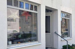 Haus kaufen in 24768 Rendsburg, NEUER PREIS: Wohn- und Geschäftshaus im historischen Neuwerk - 1 Wohnung und 1 Gewerbefläche frei