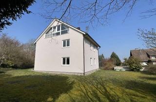 Haus kaufen in 79238 Ehrenkirchen, Charmantes Wohnhaus mit großem Grundstück und Entwicklungspotenzial