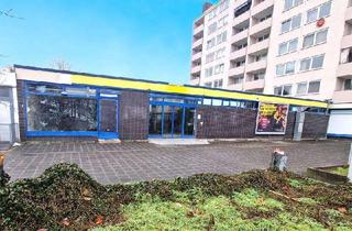 Geschäftslokal mieten in 90411 Nürnberg, N-Ziegelstein: Ladenfläche (ca. 690 m²), Lagerfläche (ca. 395 m²), 19 Stellplätze