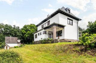 Einfamilienhaus kaufen in 51766 Engelskirchen, Ein Wohntraum mit Charakter: Großzügiges Einfamilienhaus mit vielseitigem Potenzial.