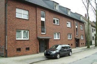 Wohnung mieten in Kniestraße, 46117 Oberhausen, ruhige 2,5-Raum-Dachgeschosswohnung mit eigenem Stück Wiese