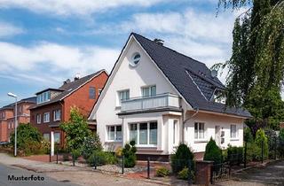 Einfamilienhaus kaufen in 12623 Berlin, Freistehendes kleines Einfamilienhaus mit Garage