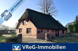 Haus kaufen in 25524 Heiligenstedtenerkamp, Heiligenstedtenerkamp: Reetdachkate mit zusätzlichem Wohnhaus auf großzügigem Grundstück