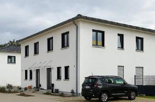 Doppelhaushälfte kaufen in 14547 Beelitz, Beelitz - Beelitz Neubau - moderne Doppelhaushälfte mit Garten