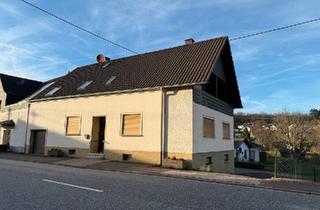 Einfamilienhaus kaufen in 66687 Wadern, Wadern - Einfamilienhaus mit ca. 200 m² Wohnfläche und 100 m² Keller