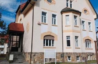 Haus kaufen in 09125 Chemnitz, Chemnitz - RENDITEOBJEKTE, Saniertes, vollvermietetes Villenensemble