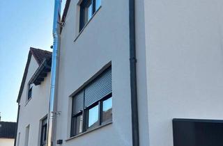 Wohnung kaufen in 61381 Friedrichsdorf, Friedrichsdorf - Maisonette-Wohnung mit Garten, 2 Stellplätzen + PROVISIONSFREI