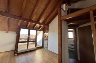 Wohnung kaufen in 72644 Oberboihingen, Charmante 2-Zi.-DG-Wohnung mit offenem Dachstuhl Dachterrasse in Bestlage von Oberboihingen