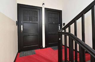 Wohnung kaufen in Herrenhausstraße 13, 12487 Johannisthal, KAPITALANLAGE! VERMIETETE 3-Zimmer-Eigentumswohnung mit Loggia im 2. OG