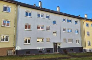 Wohnung kaufen in 78713 Schramberg, Renovierungsbedürftige 3-Zimmer-Wohnung mit Balkon zu verkaufen