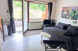 Wohnung kaufen in Schleidener Straße 39, 53940 Hellenthal, Apartment mit Waldblick-Terrasse, Balkon, Einbauküche und PKW-Stellplatz