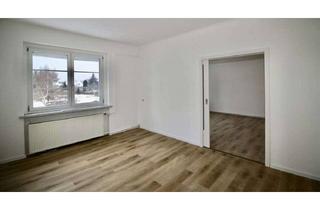 Wohnung kaufen in 01324 Bühlau/Weißer Hirsch, +++ Sehr schöne 3 Zimmer Wohnung in Bühlau komplett saniert, inkl. Garten - bezugsfertig! +++