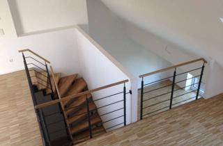 Wohnung kaufen in 22844 Norderstedt, Helle 3,5 Zimmer-Maisonette-Wohnung mit Balkon in Stadtparknähe