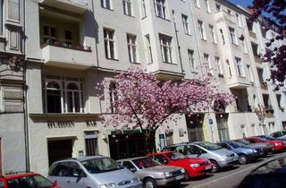 Wohnung kaufen in Elßholzstraße 10, 10781 Schöneberg, Sanierte Altbauwohnung in ruhigem Altbau, Erdgeschoss zum Innenhof